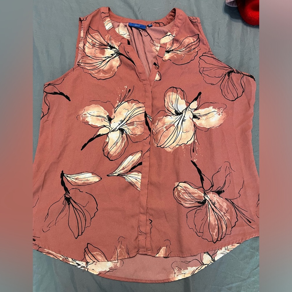 Pretty Sleeveless Blouse Blush with Pink & Black Floral Print XXL
